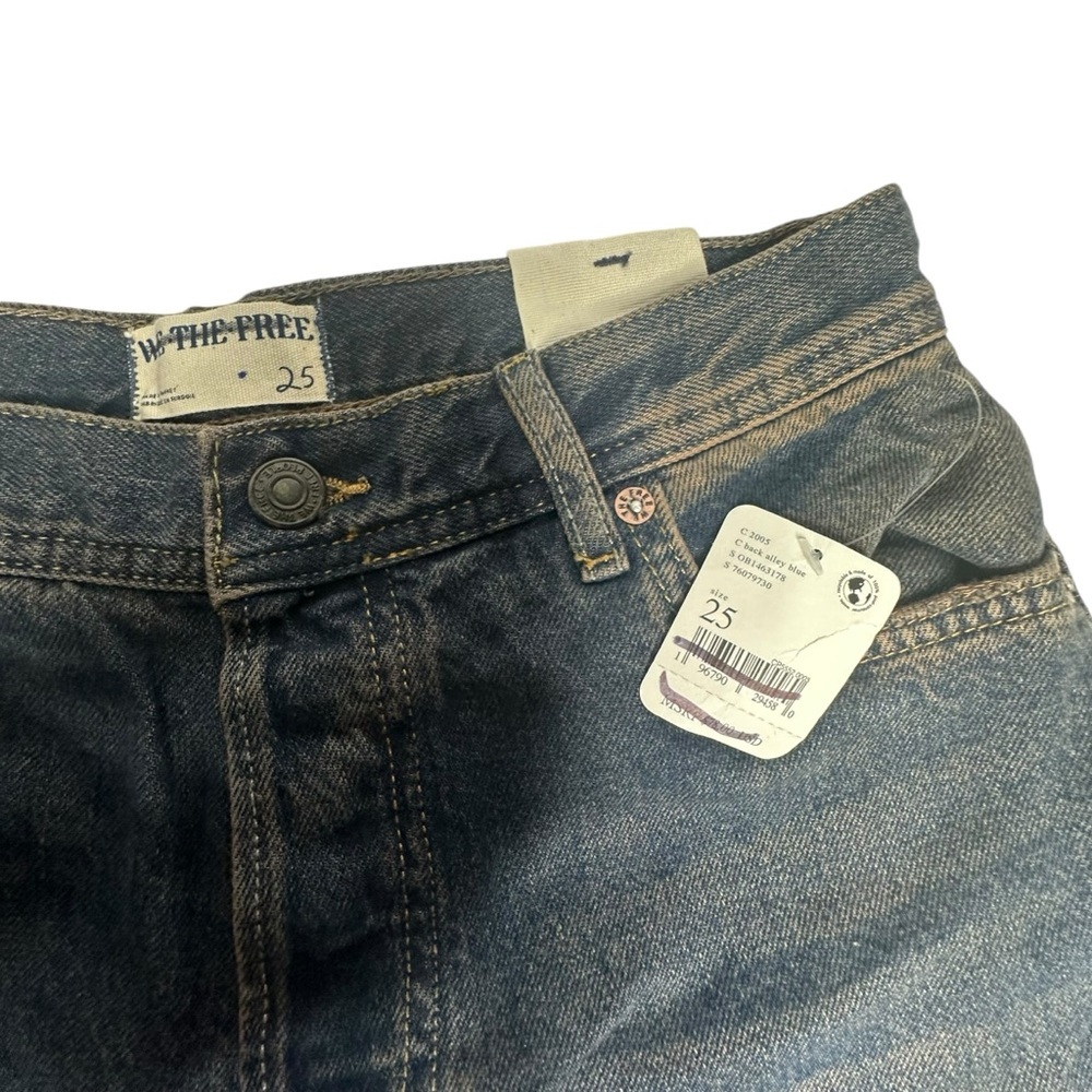 NWT FP We The Free Maggie MidRise Crop Straight Jeans in Back Alley Blue 25 - Picture 7 of 16